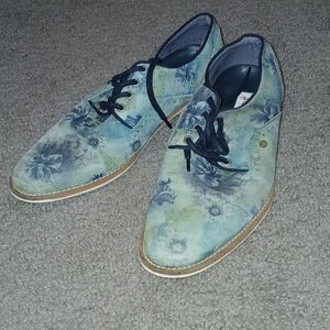 Steve Madden original style Prosper leather blue floral print shoes Sz 8